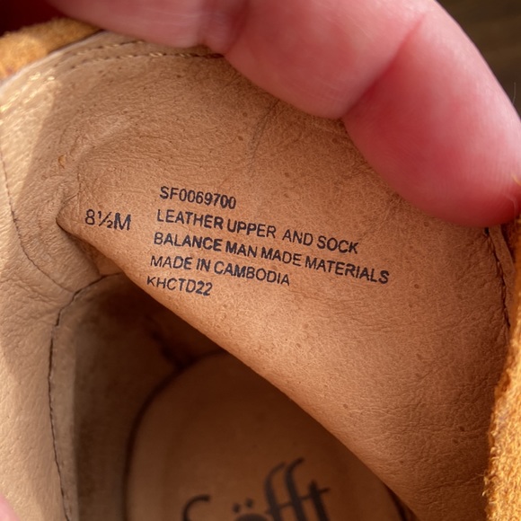 Sofft Manmade Leather Booties NWOT - Picture 5 of 8